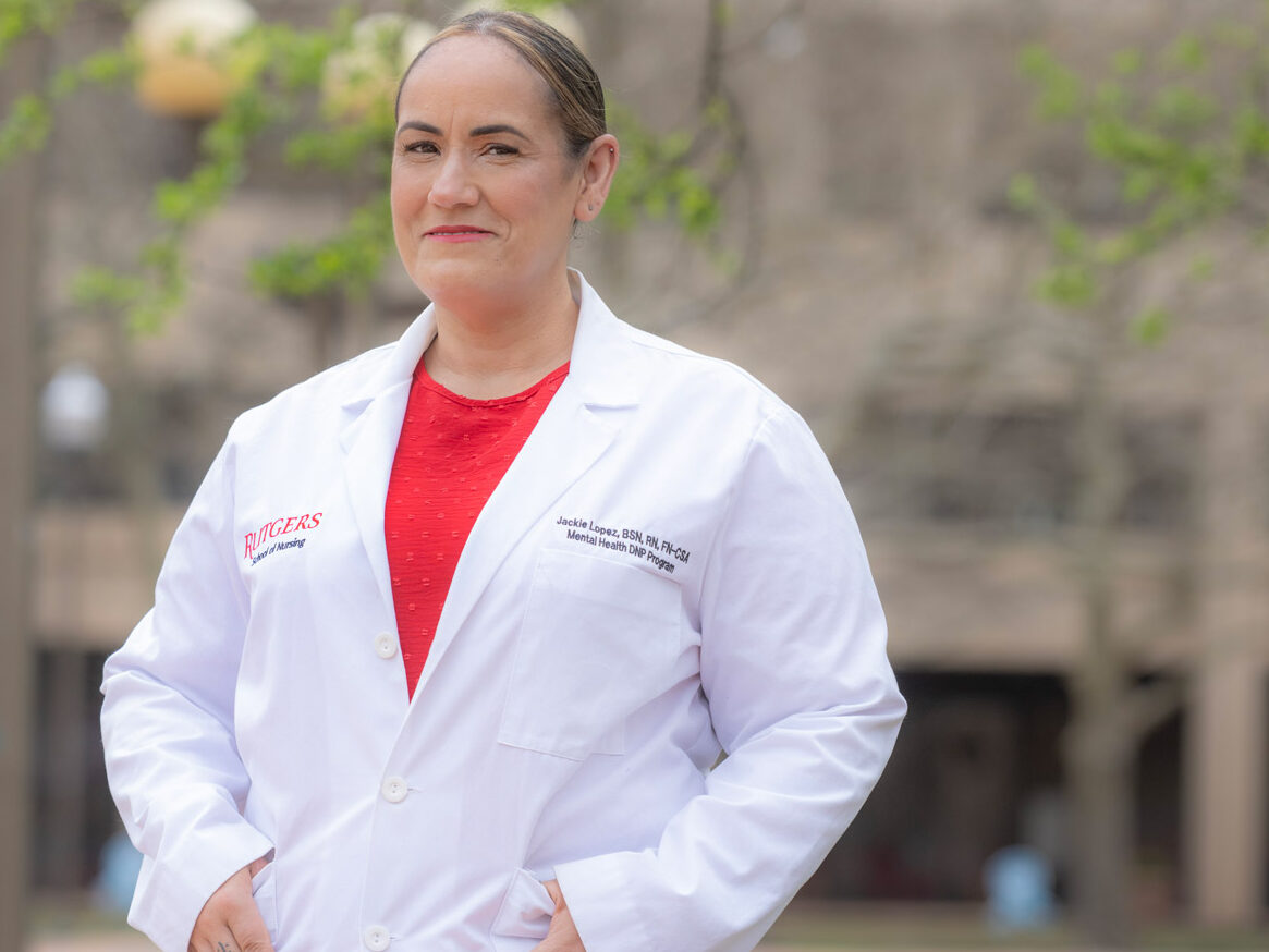 Jacqueline Lopez, Psych Mental Health Student in courtyard